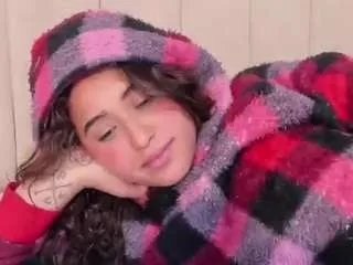 Freechat holly-brooke on CamSoda