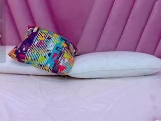 hornybarelylegalgirl on CamSoda 