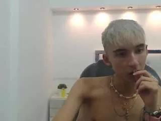 hot-starboy on CamSoda 