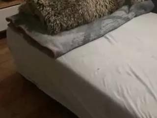 huebscherschwanz on CamSoda 