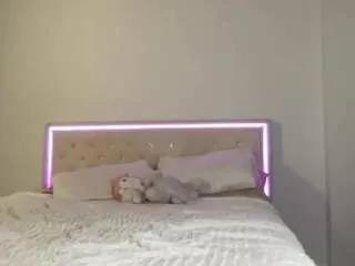 iluvjuicy247 on CamSoda 