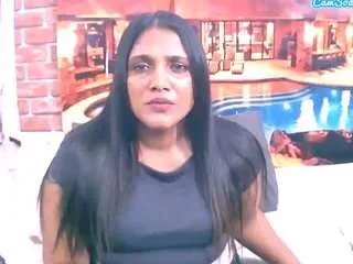 Freechat indiansexylady4u on CamSoda