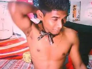 Freechat indianthuggin on CamSoda