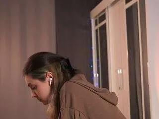 Freechat irenahorak on CamSoda