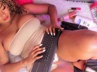 irishott on CamSoda 