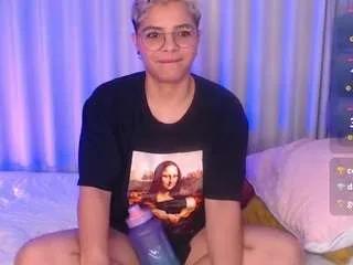 Offline isabellamout on CamSoda