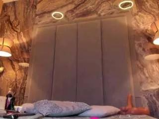 isabelredrose on CamSoda 