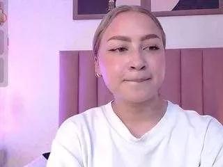 isadusan on CamSoda 