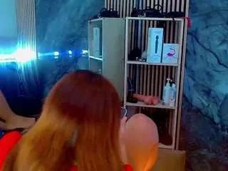 Freechat isalombardi on CamSoda