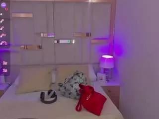 issa-smithhh on CamSoda 