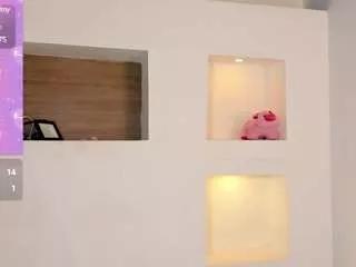 ivybliss8 on CamSoda 
