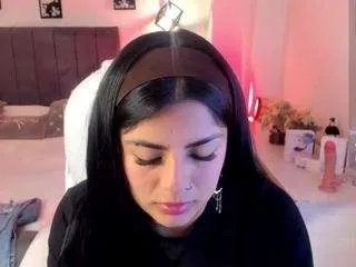 Offline ivynaugthyqueen on CamSoda