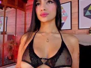 izzywild on CamSoda 