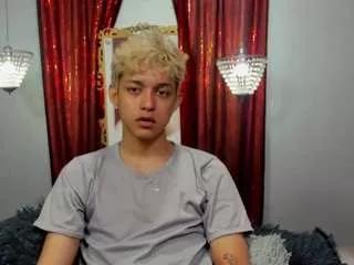 jisus-cat on CamSoda 
