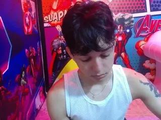 jisus-cat on CamSoda 