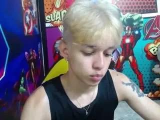 jisus-cat on CamSoda 