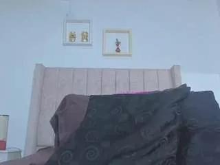 juanita-walsh on CamSoda 
