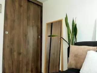 julierios on CamSoda 