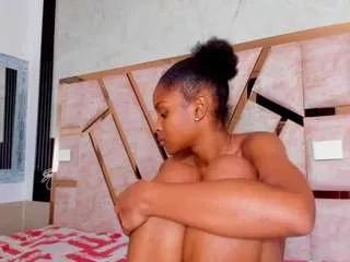 kandyy-brown on CamSoda 