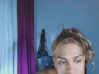 Offline karinross on CamSoda