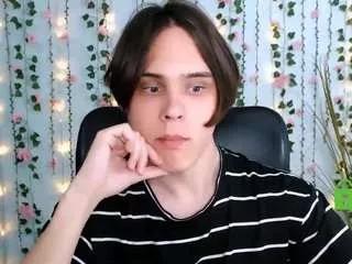 karl-mans on CamSoda 