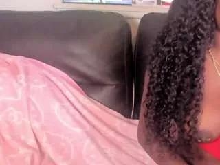 Freechat karliekayozz on CamSoda