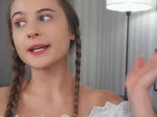 Freechat katelynnpaciorek on CamSoda