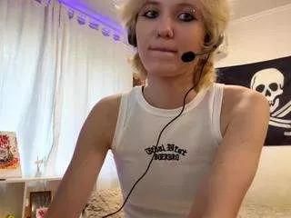 katiefenning on CamSoda 