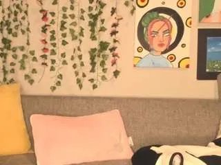 Offline katinyellow on CamSoda