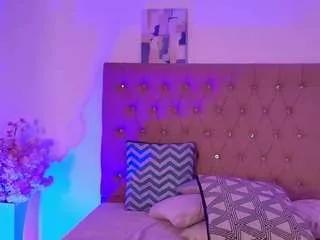 Freechat katyvan on CamSoda