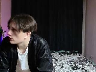 Freechat kawaiihornyartists on CamSoda