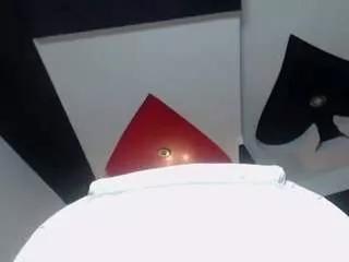 keiisyy on CamSoda 