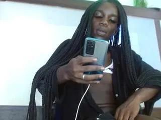 Freechat kelanyxxx on CamSoda