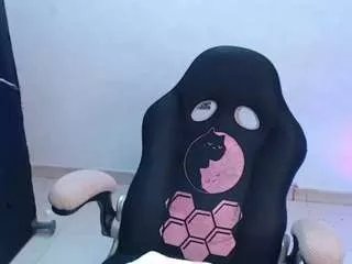 Offline kellibrownie on CamSoda