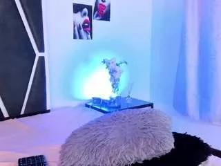 kendallcaam on CamSoda 