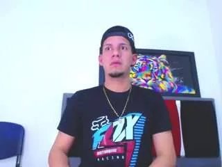 Offline kevin-fox on CamSoda