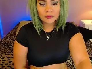 khloesmalls on CamSoda 