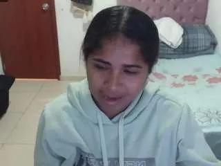 kiara-williambk on CamSoda 