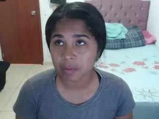 kiara-williambk on CamSoda 