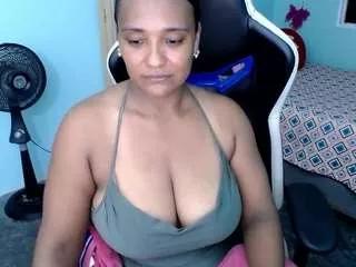 kimberlndiana on CamSoda 