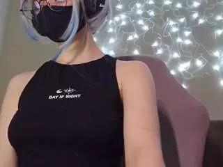 kimtoti on CamSoda 