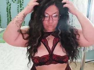 kinky-kris on CamSoda 