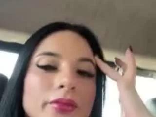 kiraalopez on CamSoda 
