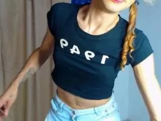 kiwi-nasty on CamSoda 
