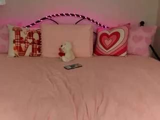 koramarina on CamSoda 