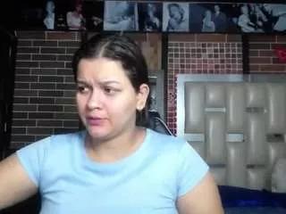 kriss-sweetboobs on CamSoda 