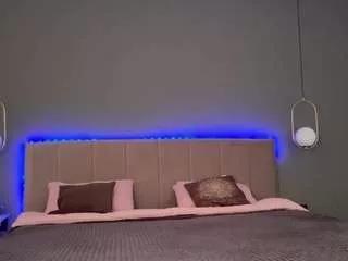 kristalnight on CamSoda 