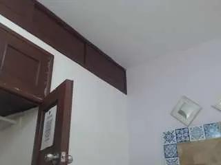 Freechat kyliebenson on CamSoda