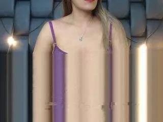 lady-30 on CamSoda 