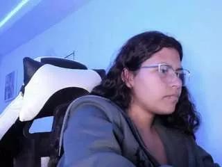 lady-brownnnn on CamSoda 